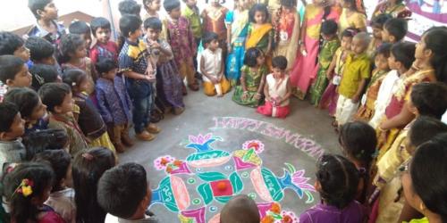 49373575 2278925288806393 929517333301428224 o