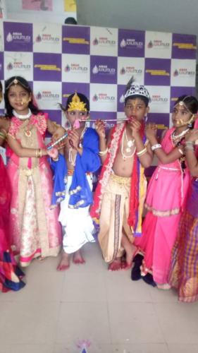 69349036 2677660722266179 9200353258416111616 o